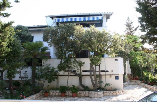 Mandre Apartment | One bedroom apartment with terrace Mandre, Pag (A-6515-a)