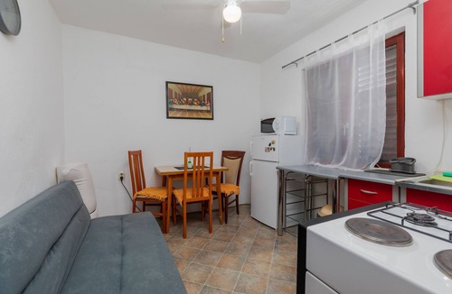 Stanici Apartment | One bedroom apartment with terrace and sea view Stanići, Omiš (A-20107-a)
