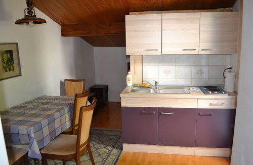 Selce Apartment | One bedroom apartment with terrace Selce, Crikvenica (A-2372-c)