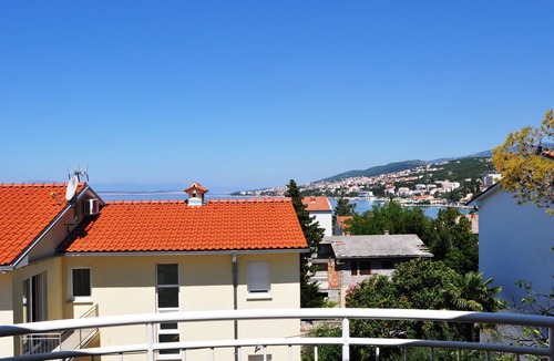 Selce Apartment | One bedroom apartment with balcony and sea view Selce, Crikvenica (A-11527-b)