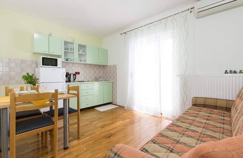 Senj Apartment | One bedroom apartment with a swimming pool Senj (A-23592-d)