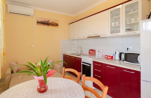 Zavalatica Apartment | One bedroom apartment with terrace and sea view Zavalatica, Korčula (A-11216-c)