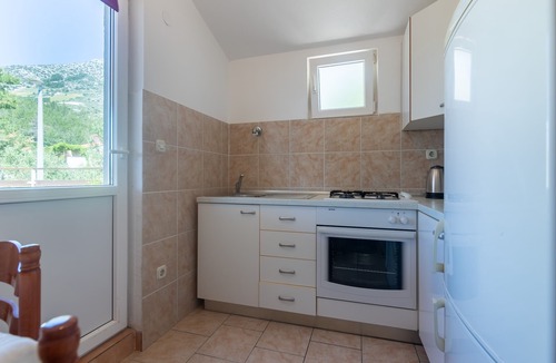 Ivan Dolac Apartment | One bedroom apartment with terrace Ivan Dolac, Hvar (A-15784-d)