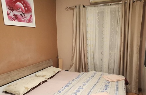 Supetarska Draga Apartment | One bedroom apartment with terrace Supetarska Draga - Donja, Rab (A-14425-e)