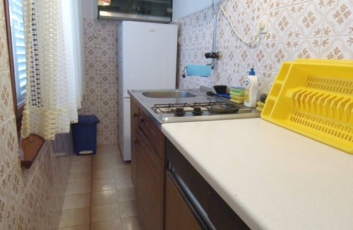 Banjol Apartment | One bedroom apartment with terrace and sea view Rab (A-20818-b)
