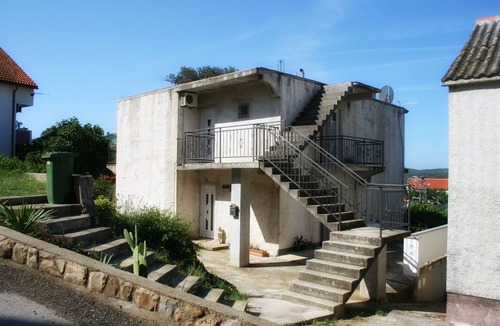 Rab Town Apartment | One bedroom apartment with terrace and sea view Supetarska Draga - Gonar, Rab (A-5016-b)