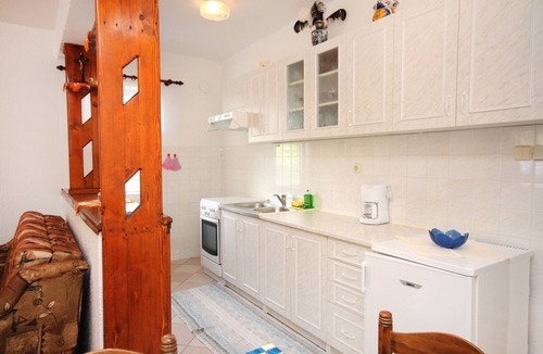 Kampor Apartment | One bedroom apartment with terrace Kampor, Rab (A-5029-c)