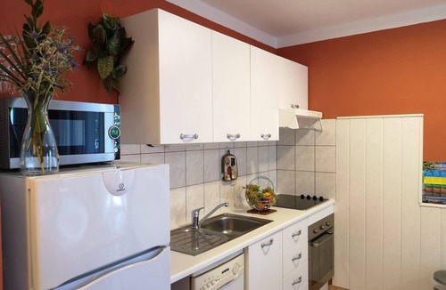 Banjol Apartment | One bedroom apartment with terrace Banjol, Rab (A-5071-a)