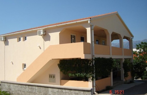 Razanac Apartment | One bedroom apartment with air-conditioning Ražanac, Zadar (A-13707-d)