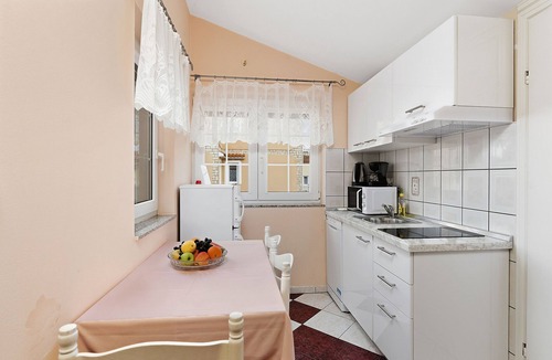 Kraj Apartment | One bedroom apartment with a swimming pool by the beach Kraj, Pašman (A-334-g)
