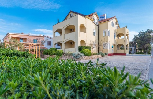Vir Apartment | One bedroom apartment with balcony and sea view Vir (A-18603-d)