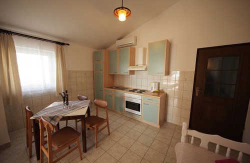 Seline Apartment | One bedroom apartment near beach Seline, Paklenica (A-6531-a)