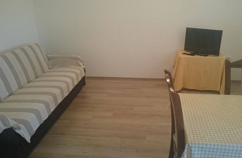 Seline Apartment | One bedroom apartment near beach Seline, Paklenica (A-11197-b)
