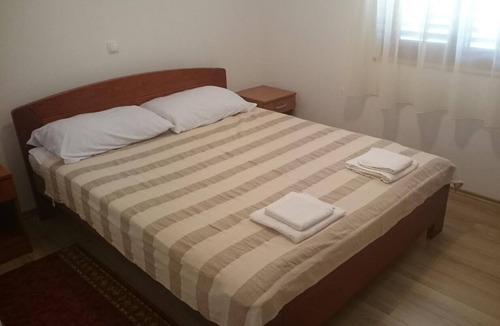 Seline Apartment | One bedroom apartment near beach Seline, Paklenica (A-11197-b)