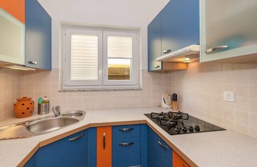Jurandvor Apartment | Only 320 metres to the beach with barbecue, WiFi, air conditioning