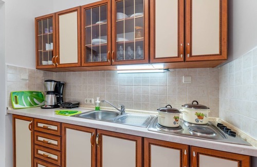 Jurandvor Apartment | Only 350 metres to the pebble beach