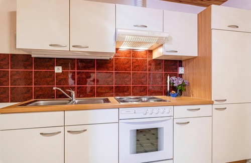 Prevalje Apartment | Organic Homestead Mikl Spruce Tree Apt, Slovenj Gradec, Slovenia