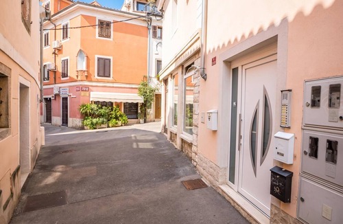 Koper Apartment | Ota Studio In The Heart Of The Old Town, Koper, Slovenia