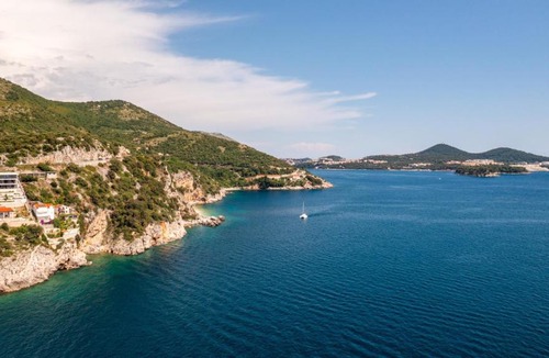 Stikovica Apartment | Panoramic Suite Alenka by Villas Guide