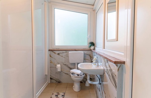 Koper Hotel | Paradise Forest Glamping near Koper Hut 3, Koper, Slovenia