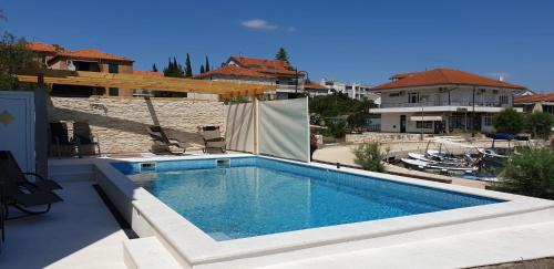 Stari Grad House | Pascal Villa 7 nights 1 free