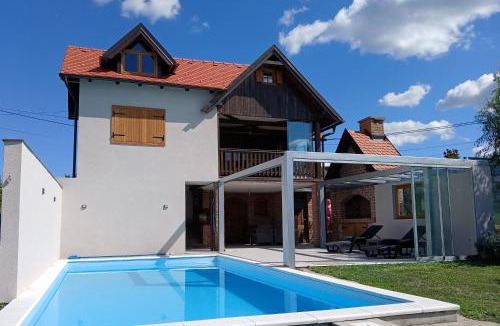 Klostar Ivanic House | Peaceful Countryside Retreat with Pool & Jacuzzi by Destination GREEN Croatia
