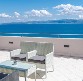 Znjan Apartment | Penthouse apartment with terrace and hot tub - Ivan
