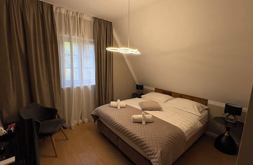 Seliste Hotel | Perfect 1-bedroom hotel with AC in welcoming Plitvica Selo