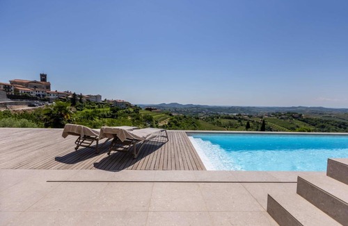 Brda Apartment | Persolis luxury sun residence