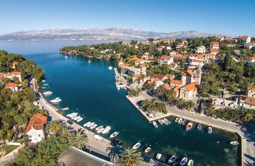Splitska Apartment | Pet friendly apartment in Supetar-Splitska