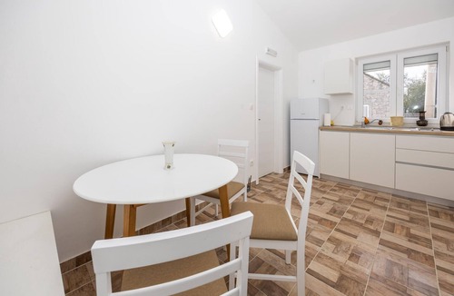 Imotski Apartment | Pet friendly apartment in Imotski with WiFi