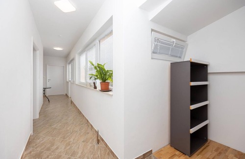Imotski Apartment | Pet friendly apartment in Imotski with WiFi