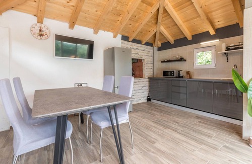Polaca Apartment | Pet friendly apartment in Polaca