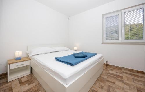 Imotski Apartment | Pet Friendly Apartment In Imotski With Wifi