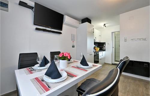 Veliko Trgovisce House | Pet Friendly Home In Veliko Trgovisce With Sauna