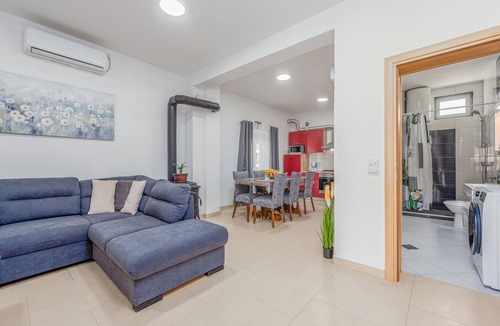 Banjevci House | Pet friendly home in Banjevci with WiFi