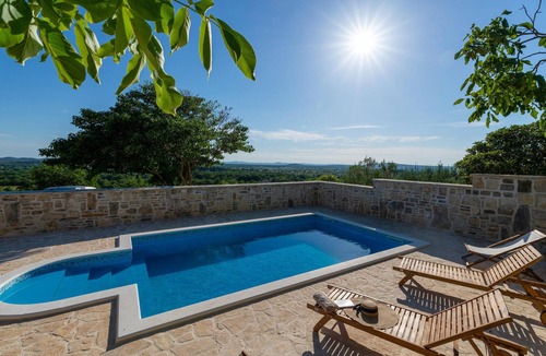 Benkovac House | Pet friendly home in Benkovac