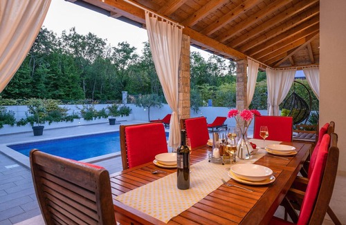 Belavici House | Pet friendly home in Barban