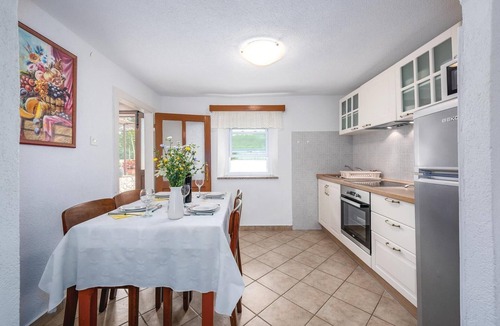 Sveta Nedelja House | Pet friendly home in Cere