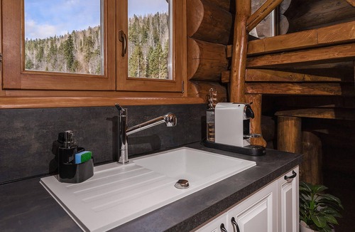 Benkovac Fuzinski House | Pet friendly home in Fuzine with sauna