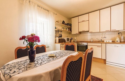Galizana House | Pet friendly home in Galizana with WiFi