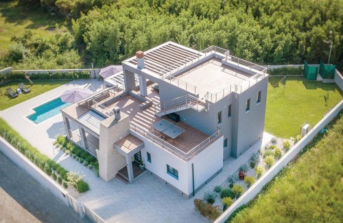 Galizana House | Pet friendly home in Galizana