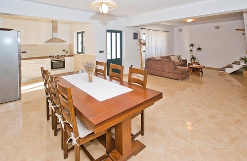 Bogomolje House | Pet friendly home in Bogomolje