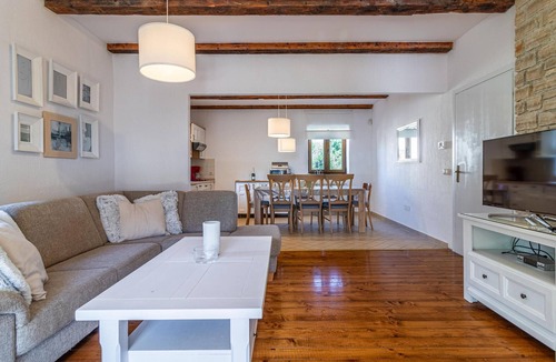 Cabrunici House | Pet friendly home in Cabrunici