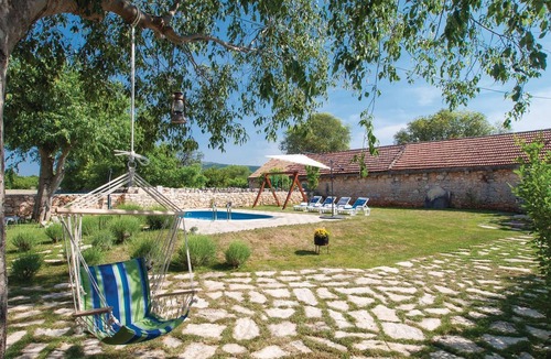 Gradina House | Pet friendly home in Lozovac