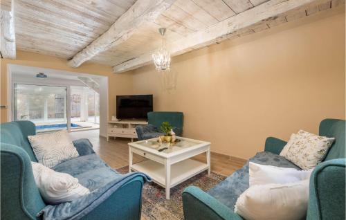 Otocac House | Pet Friendly Home In Otocac With Sauna