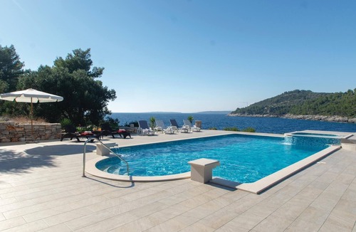 Vela Luka House | Pet friendly home in Poplat with swimming pool