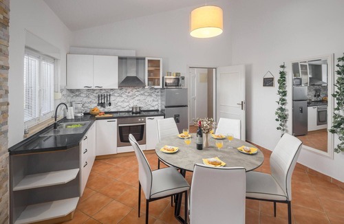 Montizana House | Pet friendly home in Porec