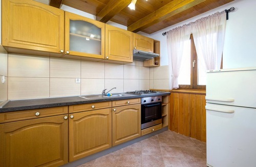 Rovisce House | Pet friendly home in Rovisce with sauna