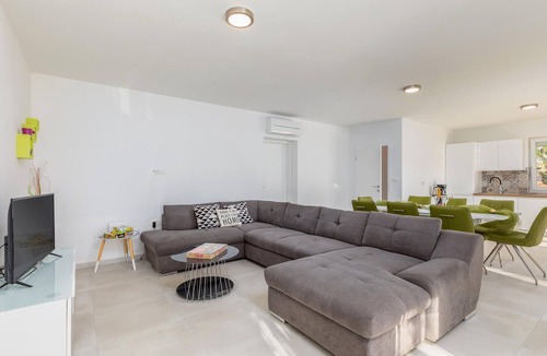 Sikici House | Pet friendly home in Sikici
